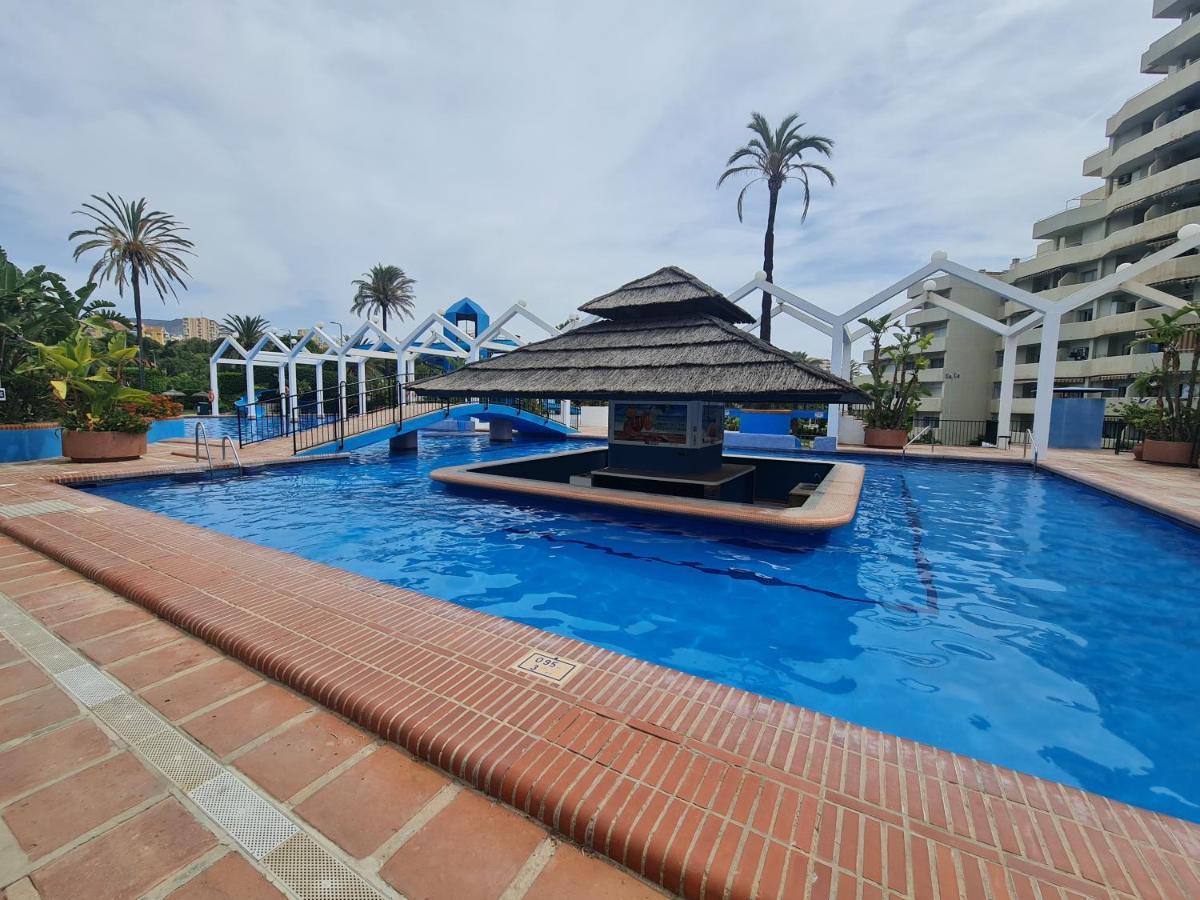 Precioso Con Piscinas Y Vistas Al Mar. Apartment Benalmádena