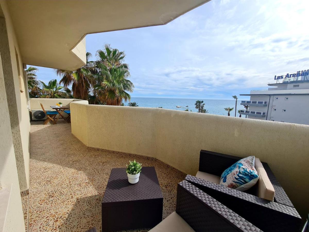 Apartamento Precioso Con Piscinas Y Vistas Al Mar.